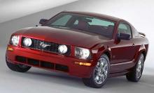 Ford запускает в серию новый Mustang - 
