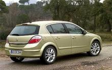 200-сильная Opel Astra появится уже в октябре этого года - 