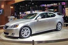 Новый Lexus IS получит 300-сильный мотор и полный привод - 