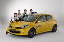Renault представила ограниченную версию спортивного хэтчбэка Clio RS 197 - 