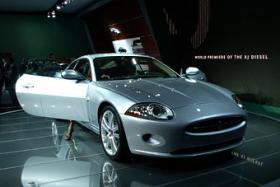 Jaguar представил полностью новое поколение купе XK - 