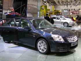 Cadillac представил модель семейного класса BLS - 