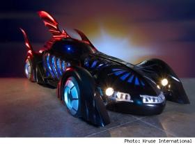 Batmobile из кинофильма «Бэтмен навсегда» был продан за $350 000 - 