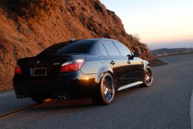 Currency Motors представила 810-сильную версию седана BMW M5 - 