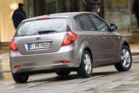 В России в апреле начнутся продажи Kia Cee`d - 