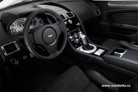 Aston Martin представила новый суперкар DBS - 
