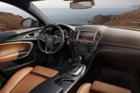 Opel объявил цены на обновленное семейство Insignia в России - Цены
